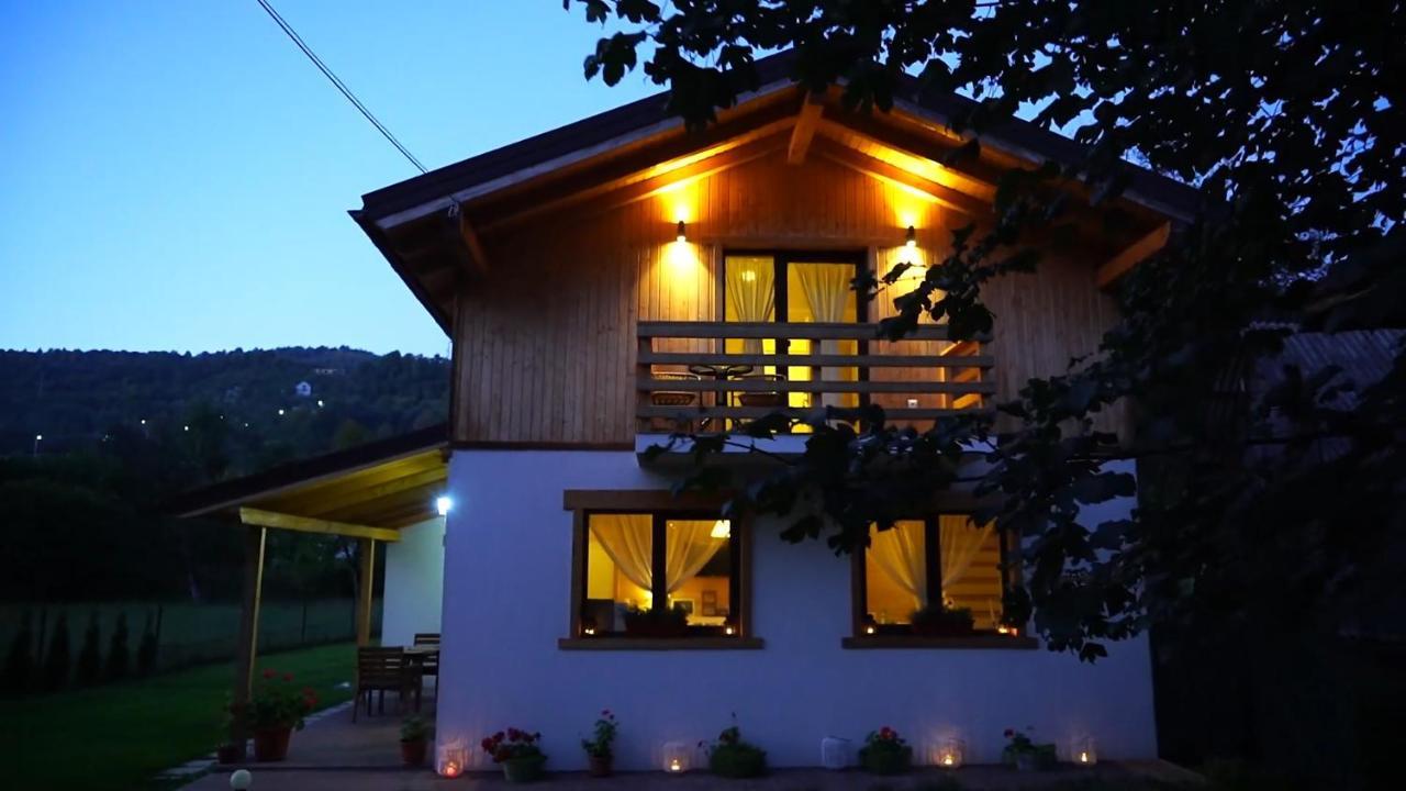 Guest House Carpathia วีเชวเดสซุส ภายนอก รูปภาพ